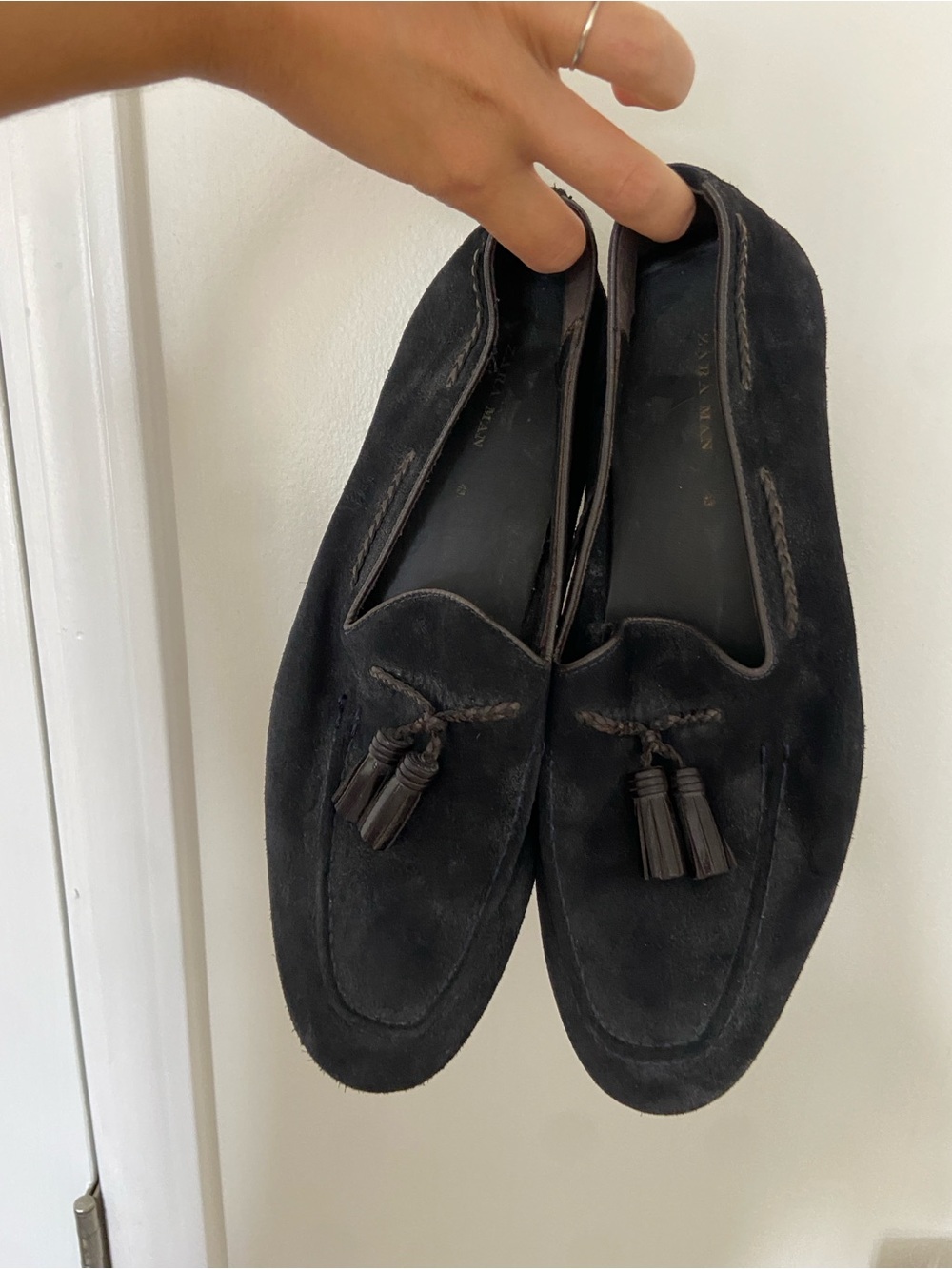 Zara men’s size 43/10 suede loafers with tassel